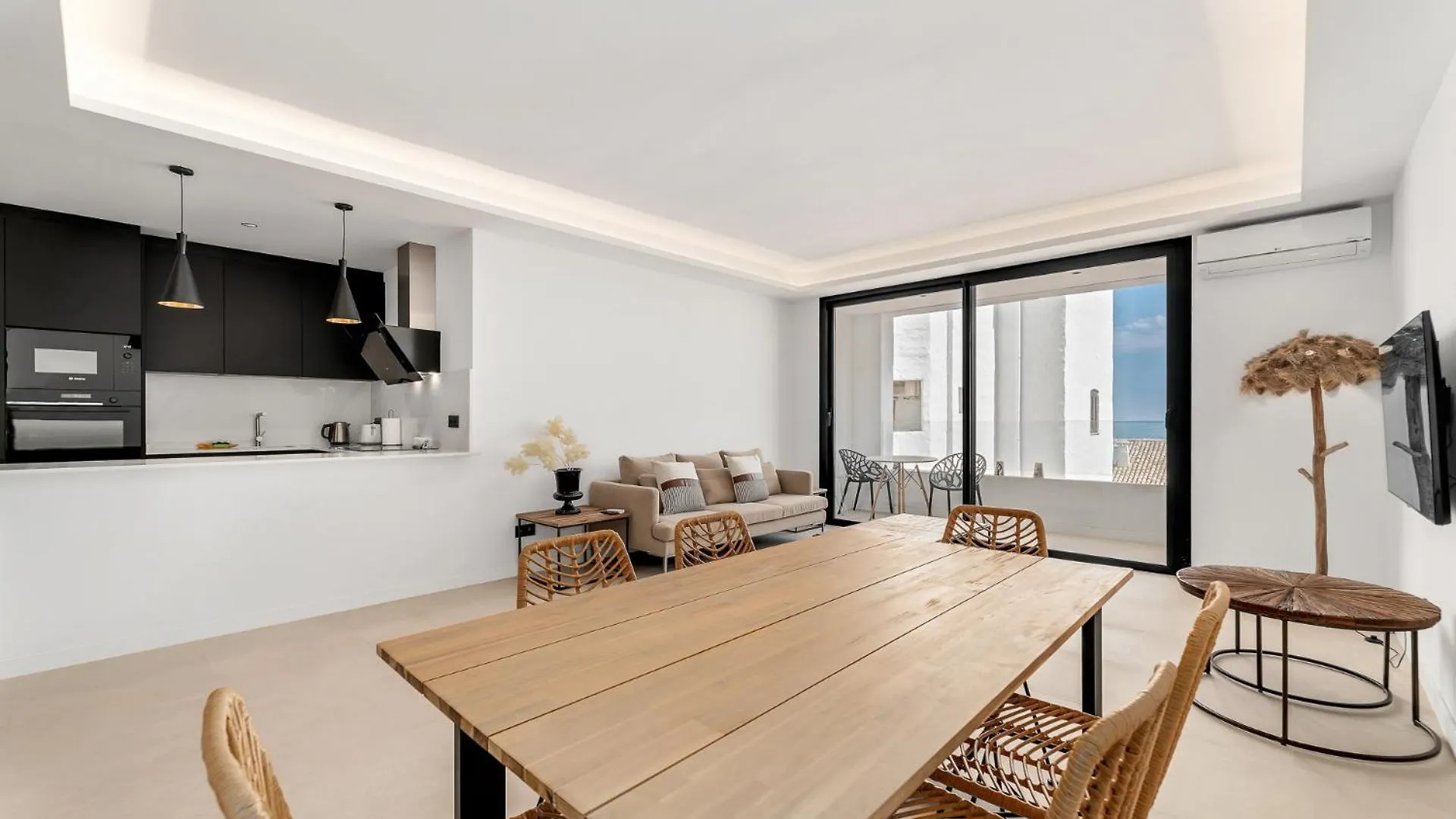 Apartment Modern 2B Apt In The Heart Of Puerto Banus Marbella